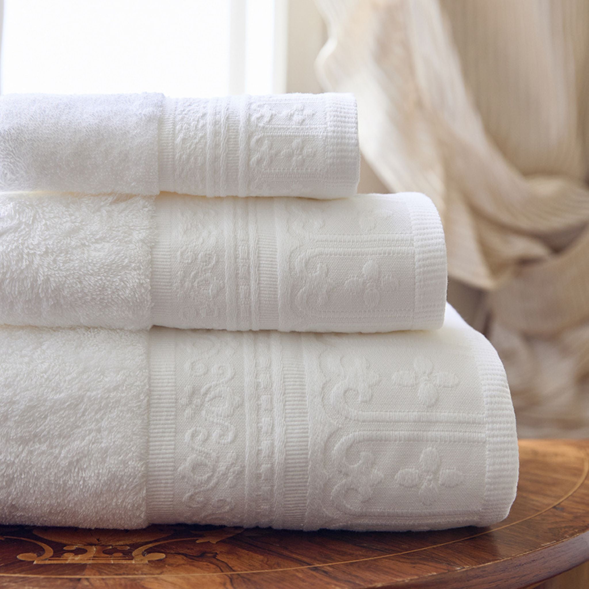 White Piazza - Torres Novas