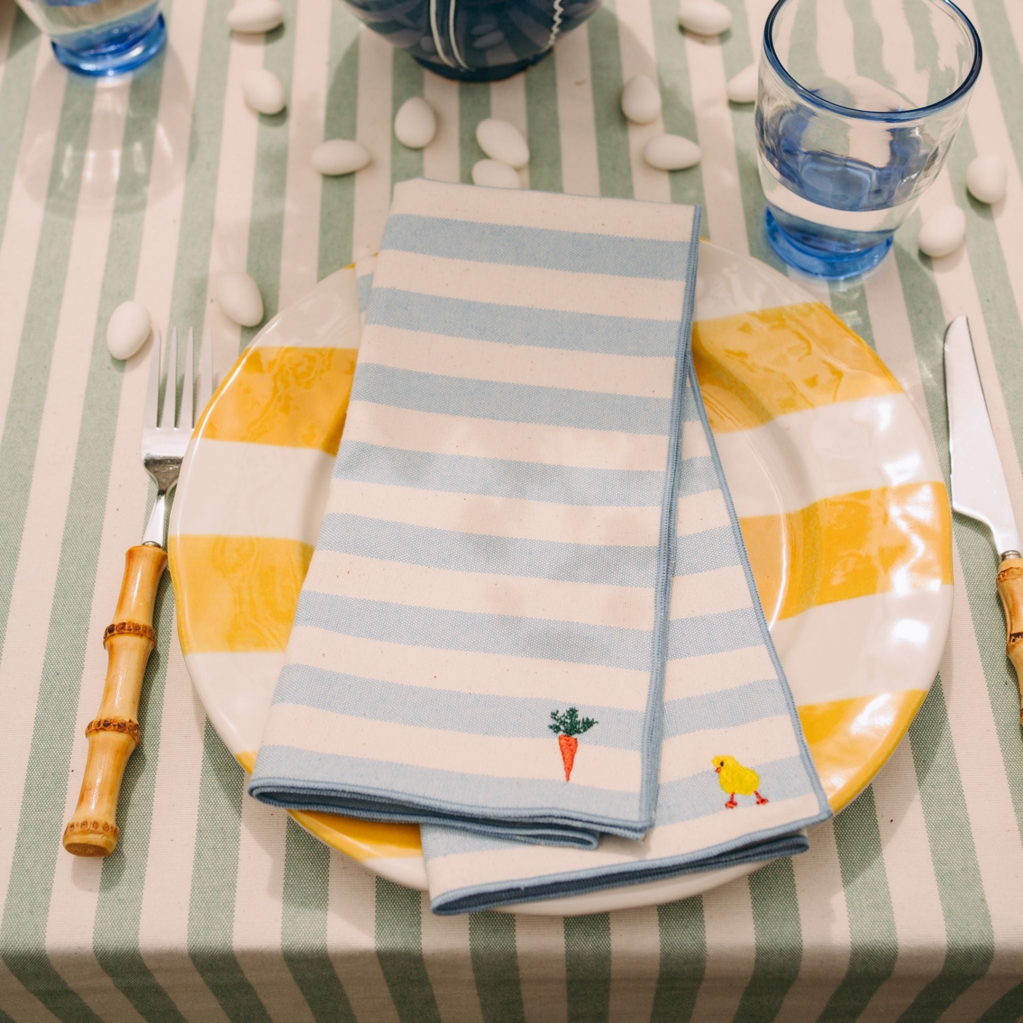 Guadanapos Barra com bordado de Páscoa