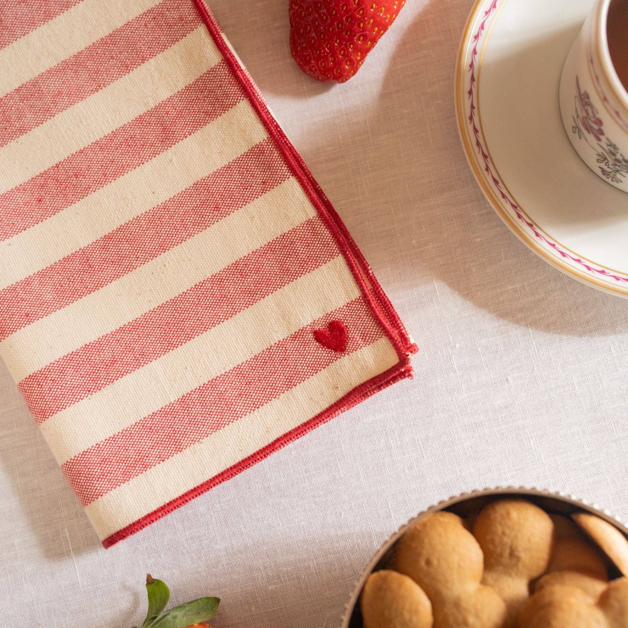 Guardanapos Barra com bordado de coração