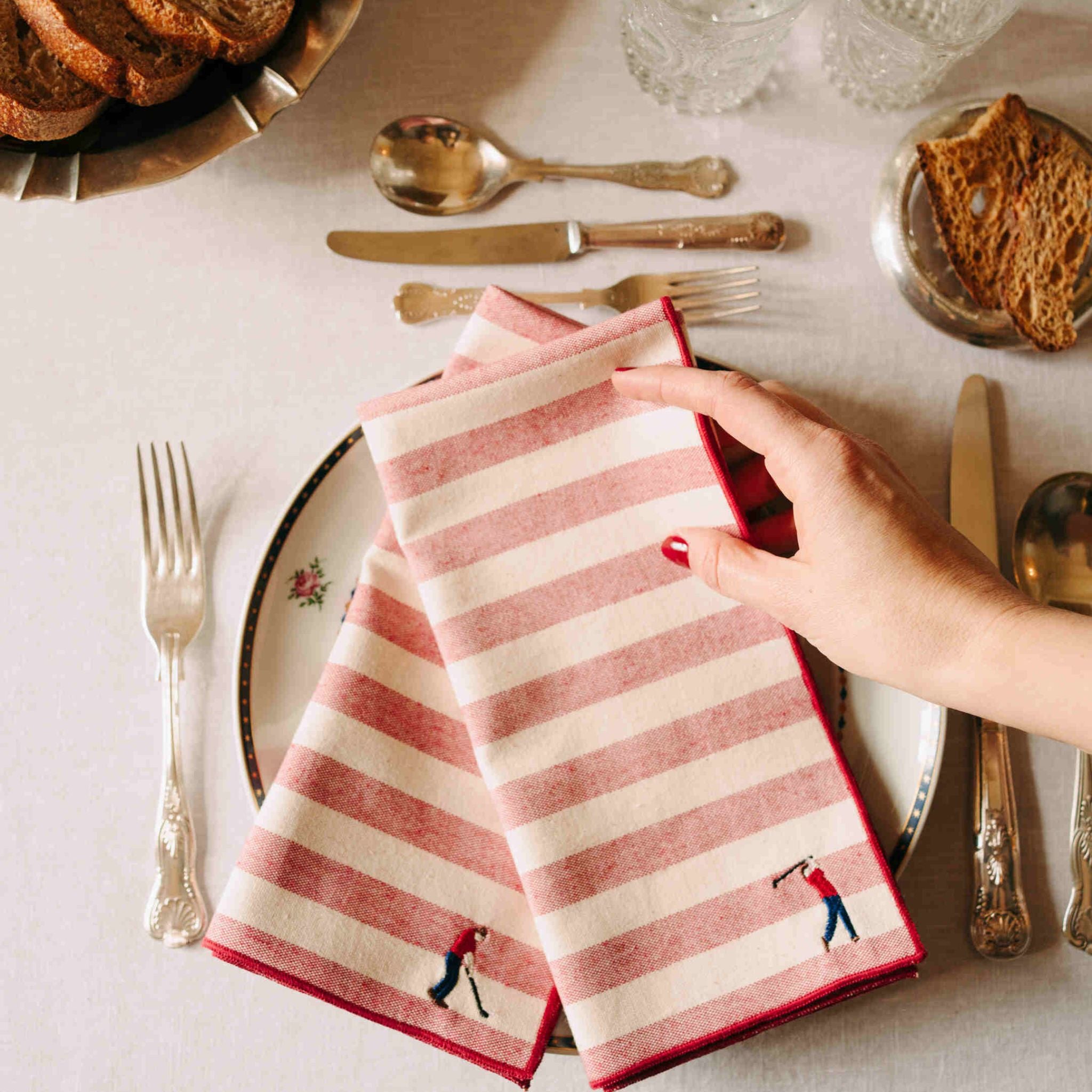 Barra napkin with retro sportsmen