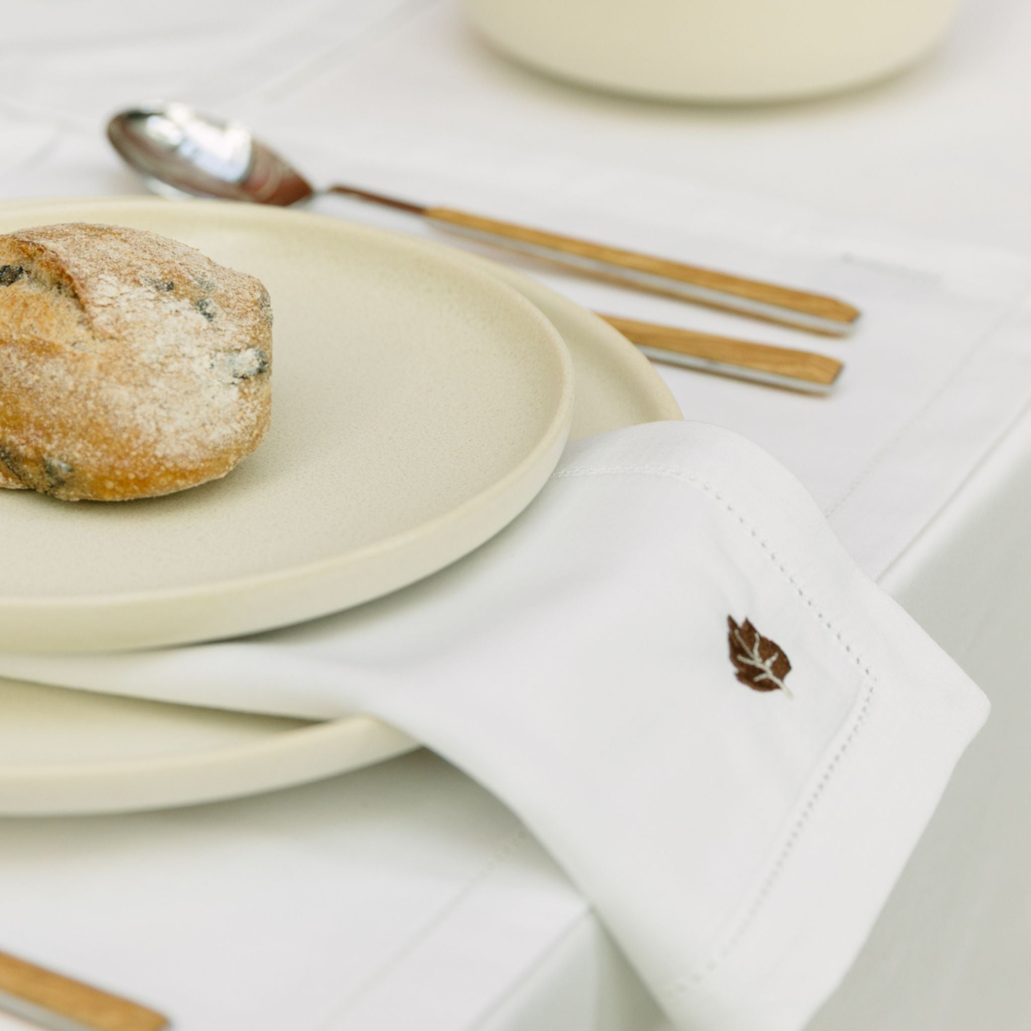 Guardanapo Mafra algodão com bordado de Outono