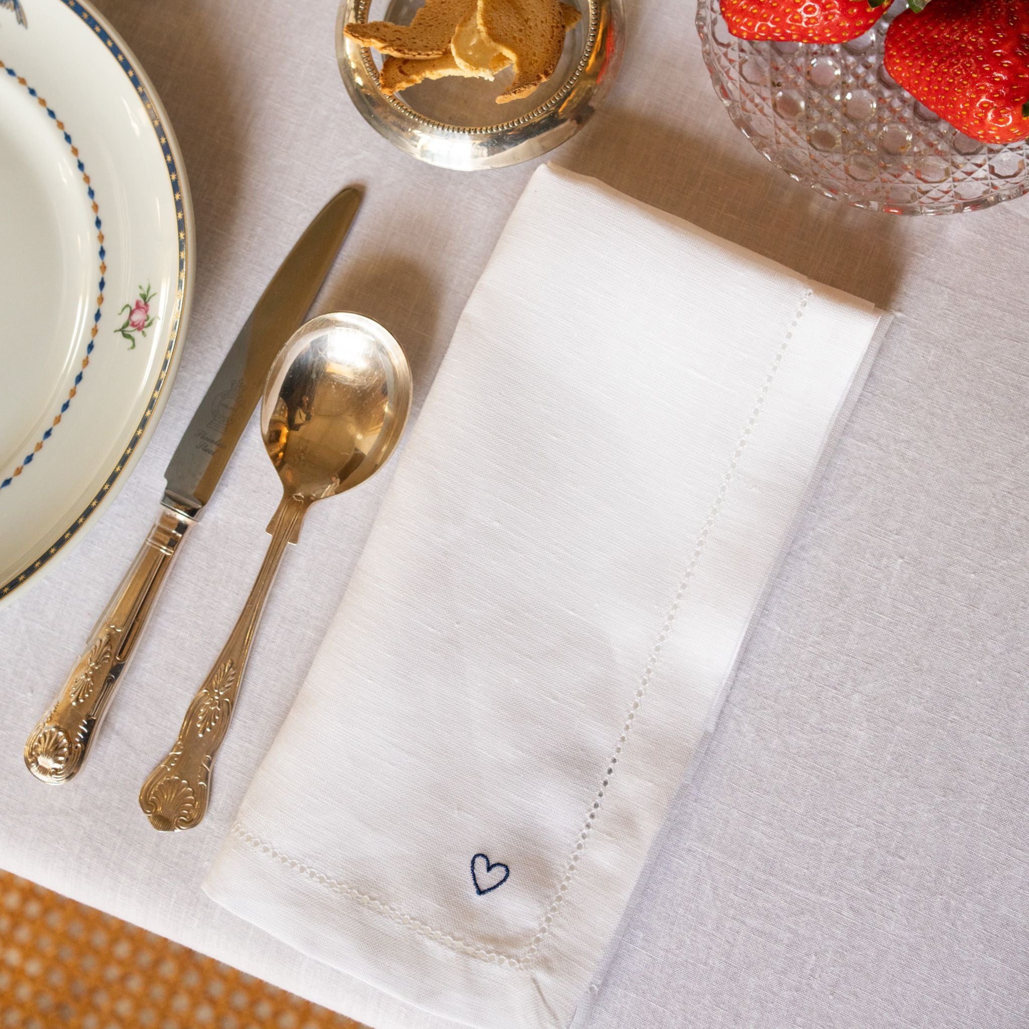 Guardanapos Mafra linho com bordados de coração