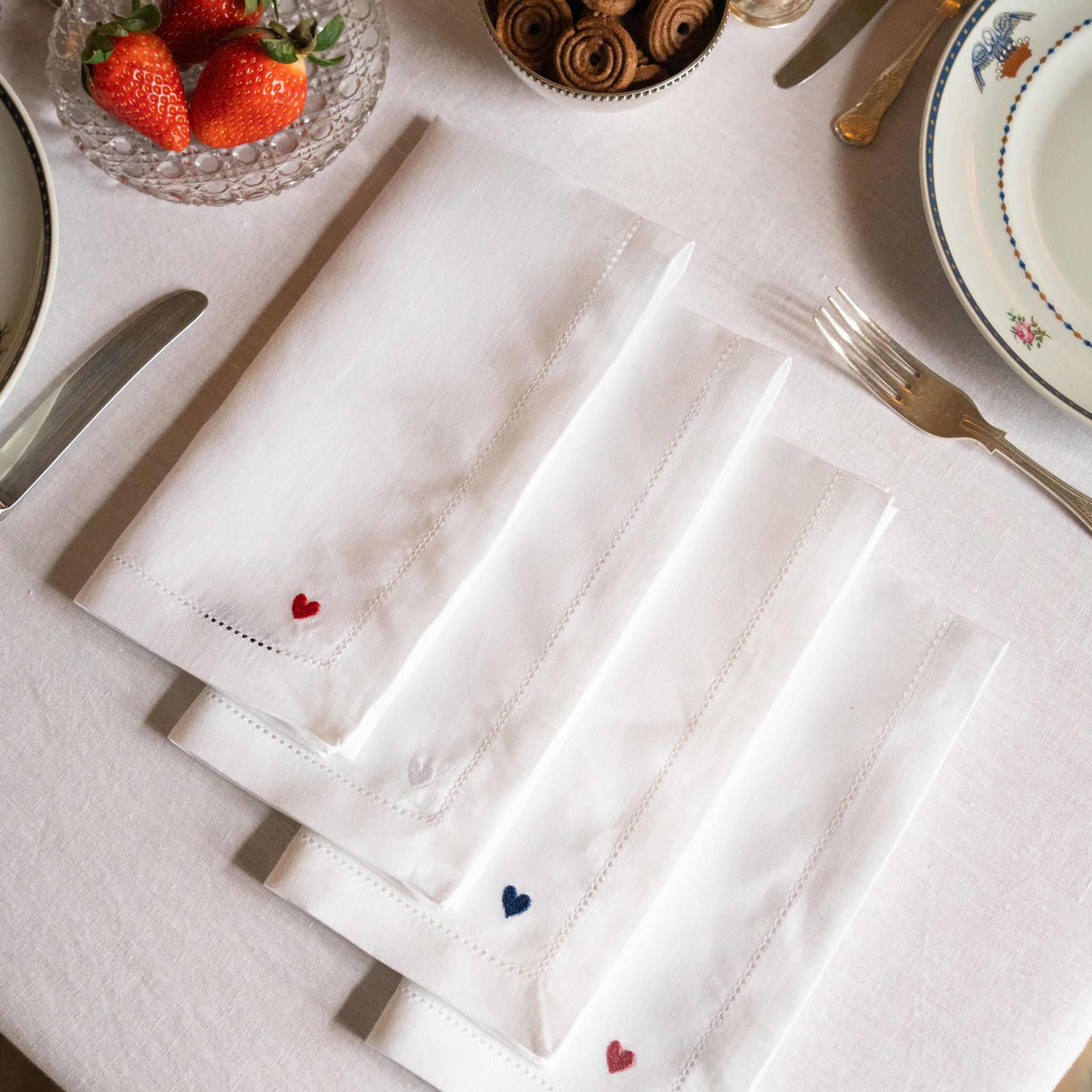 Guardanapos Mafra linho com bordados de coração