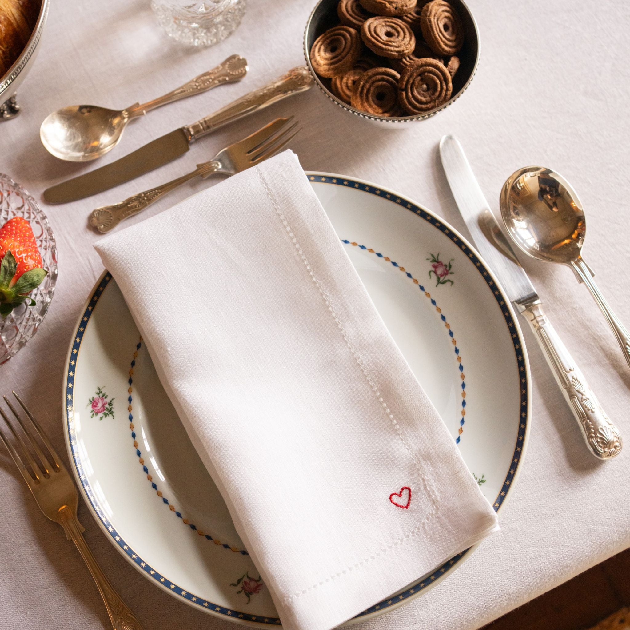 Guardanapos Mafra linho com bordados de coração