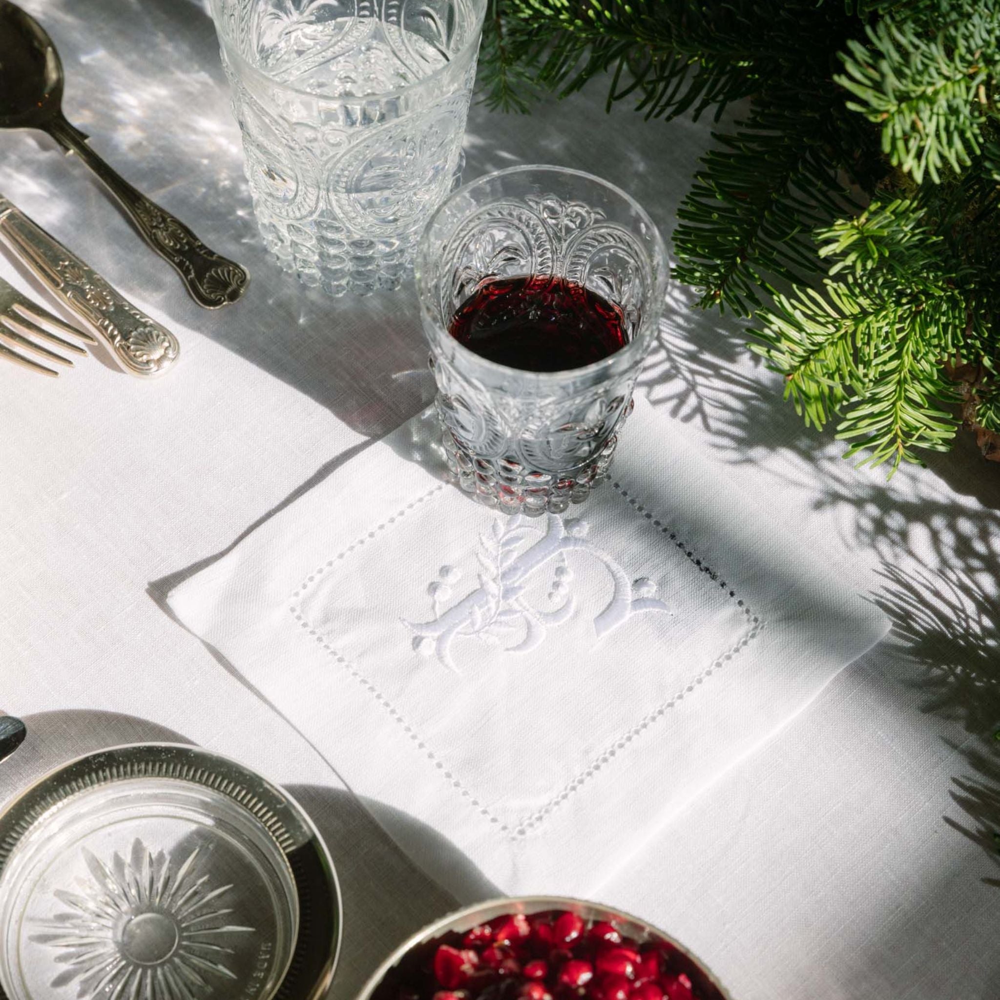 Guardanapos de cocktail Mafra com letra bordadas de Natal (Pack de 4)