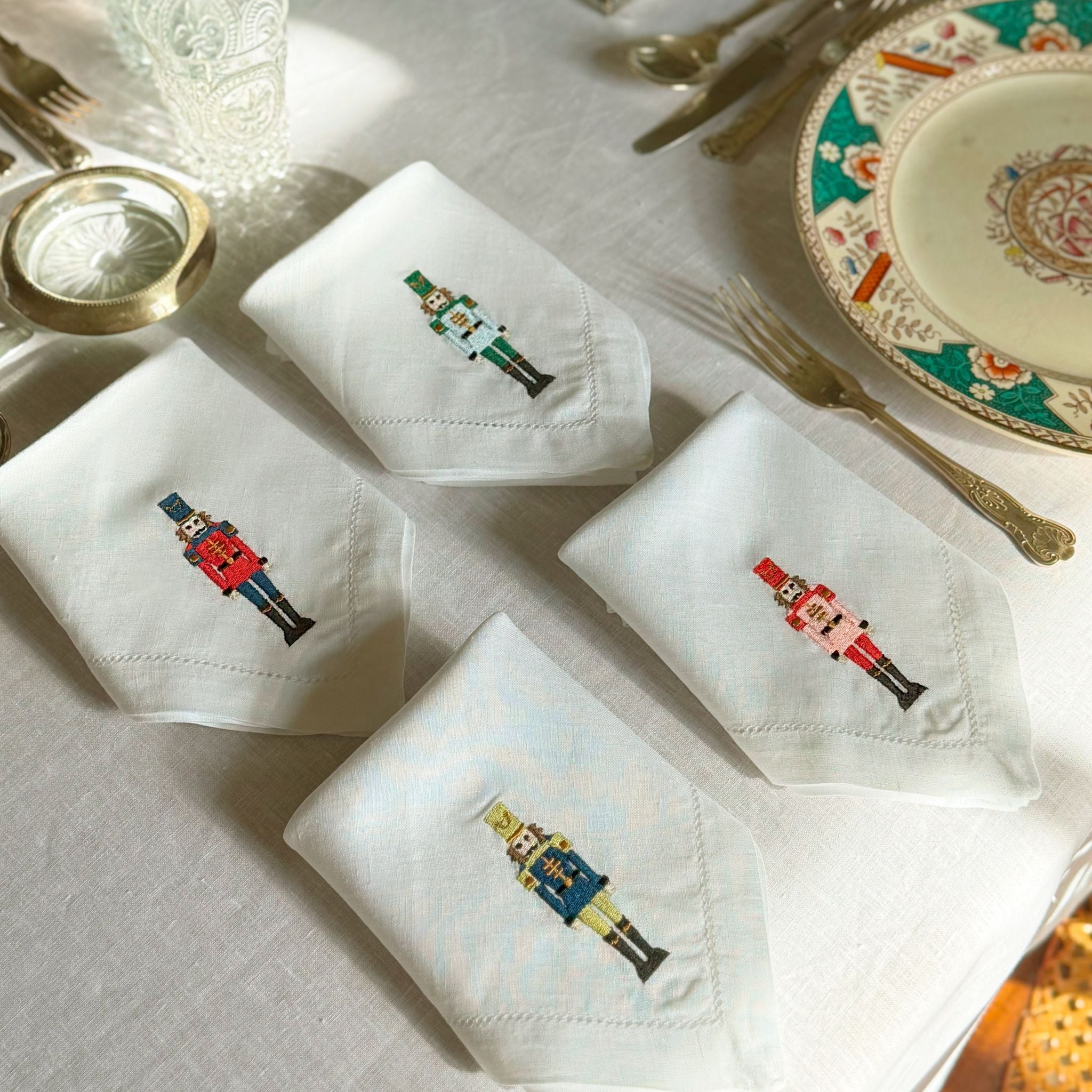 Roupa de mesa Mafra com bordados de Natal