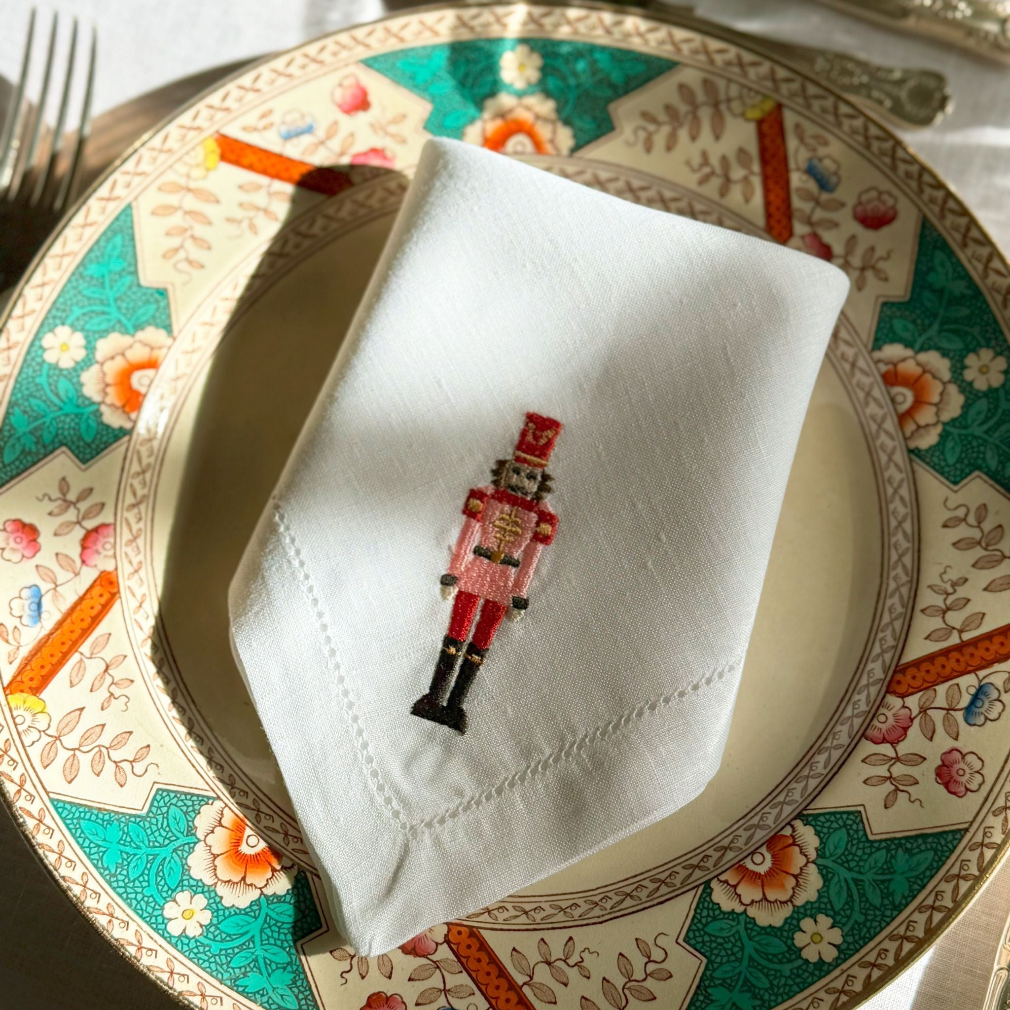 Roupa de mesa Mafra com bordados de Natal