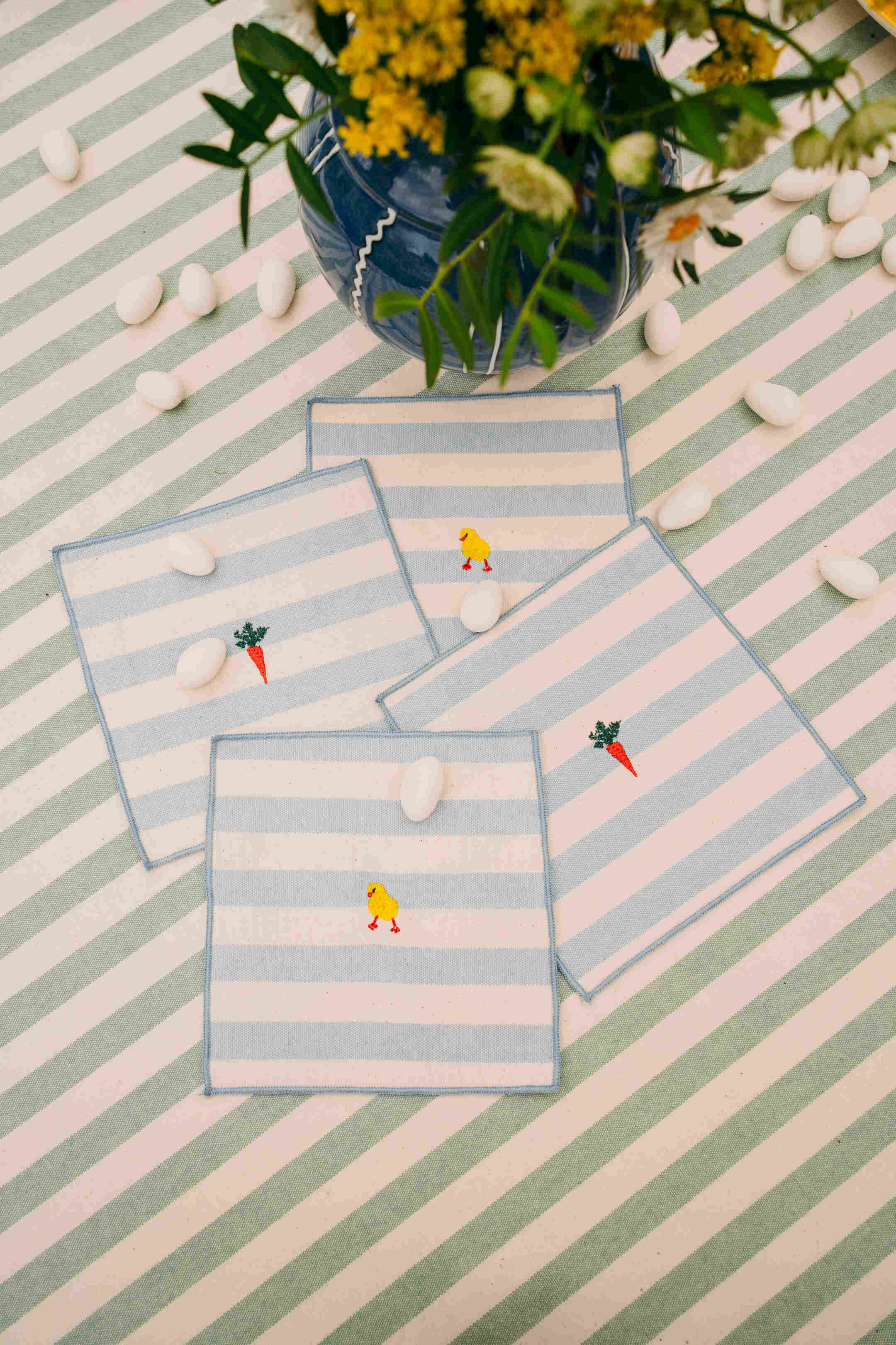 Servilletas Barra con bordados de Pascua 
