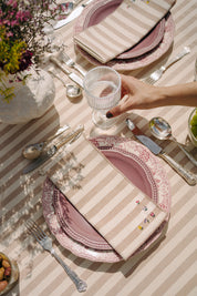Barra napkin with flower embroidery