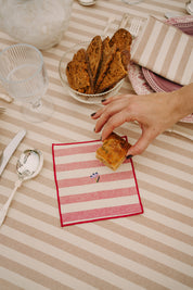 Barra napkin with flower embroidery