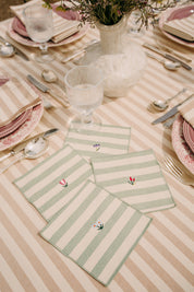 Barra napkin with flower embroidery