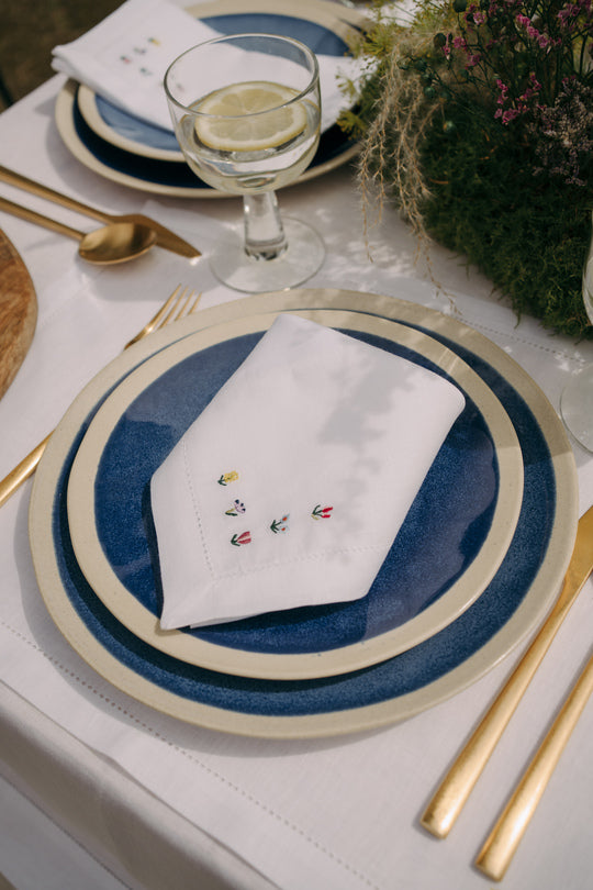 Servilletas y individuales Mafra con bordado de flores
