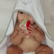 Serviette pour bébé Mira avec broderie