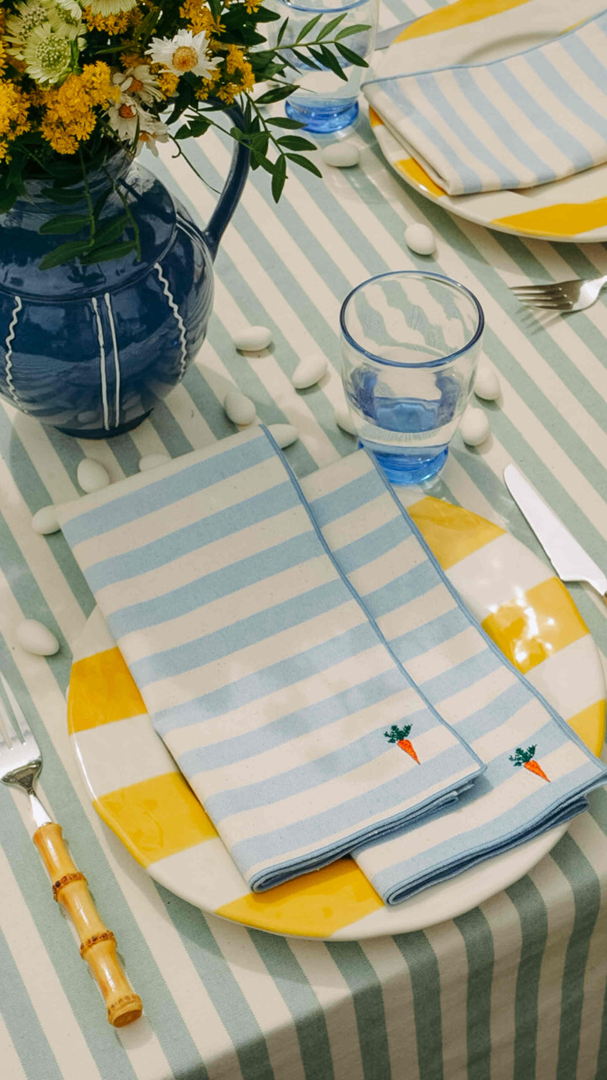 Servilletas Barra con bordados de Pascua 