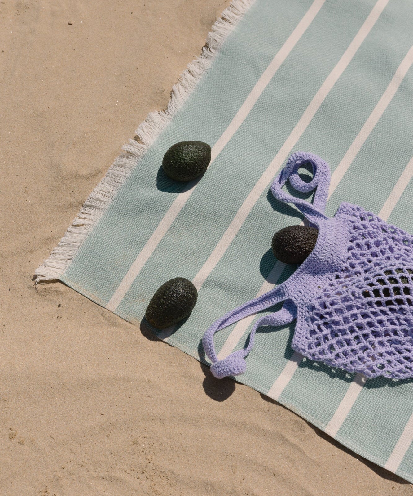 torres-novas-belem-beach-towels-horizontal-stripes-product-green-1_7f2ed533-fd81-4cfc-9dce-de441aa407a5.jpg