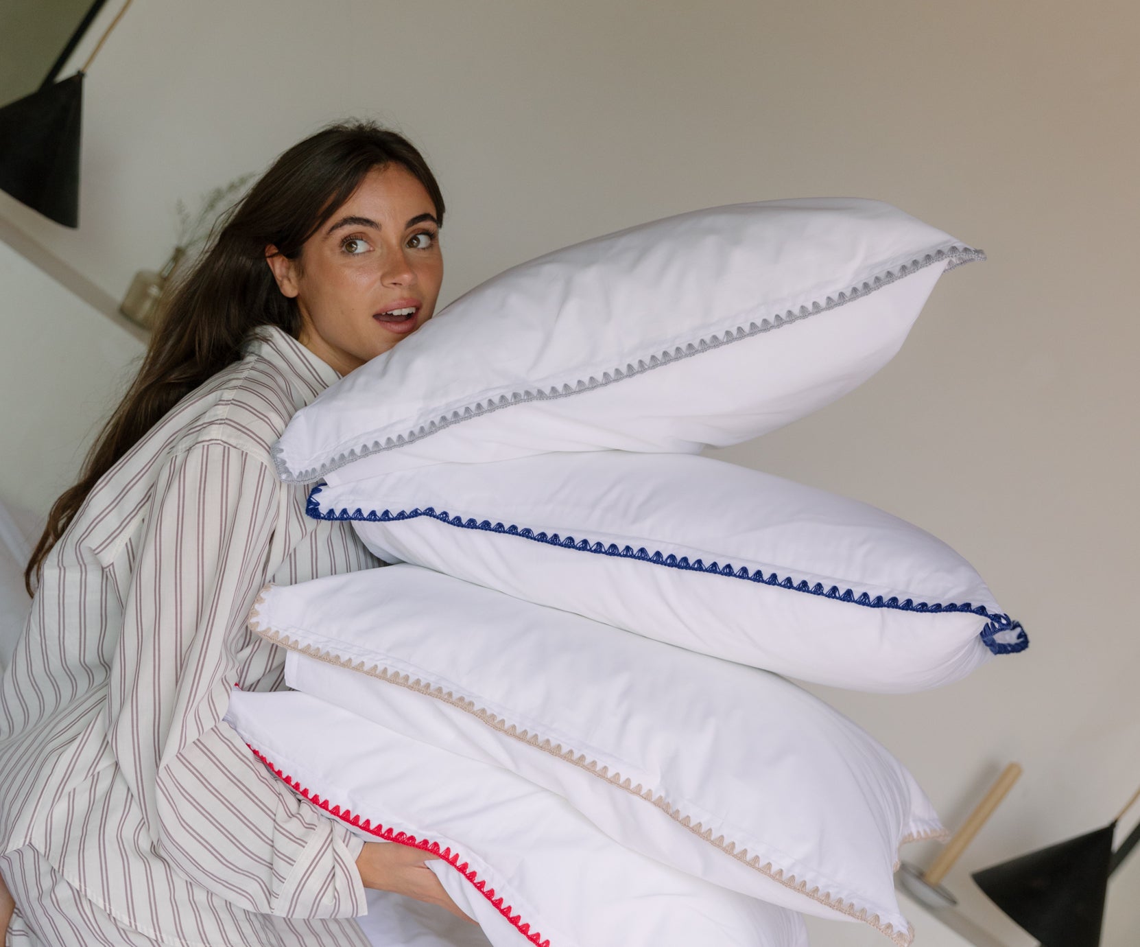 torres-novas-cascais-bed-linen-model-blue-beige-red-grey-web_1.jpg