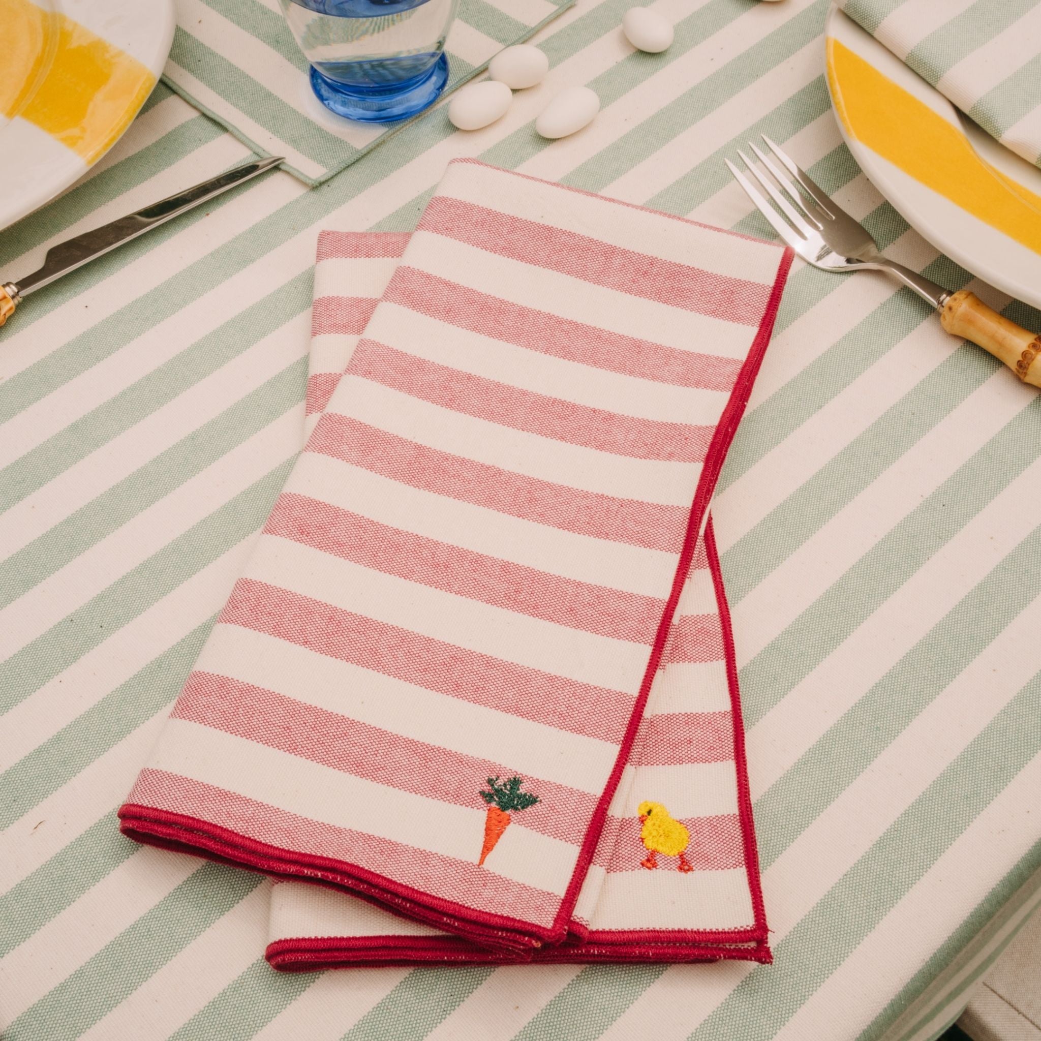 Servilletas Barra con bordados de Pascua 
