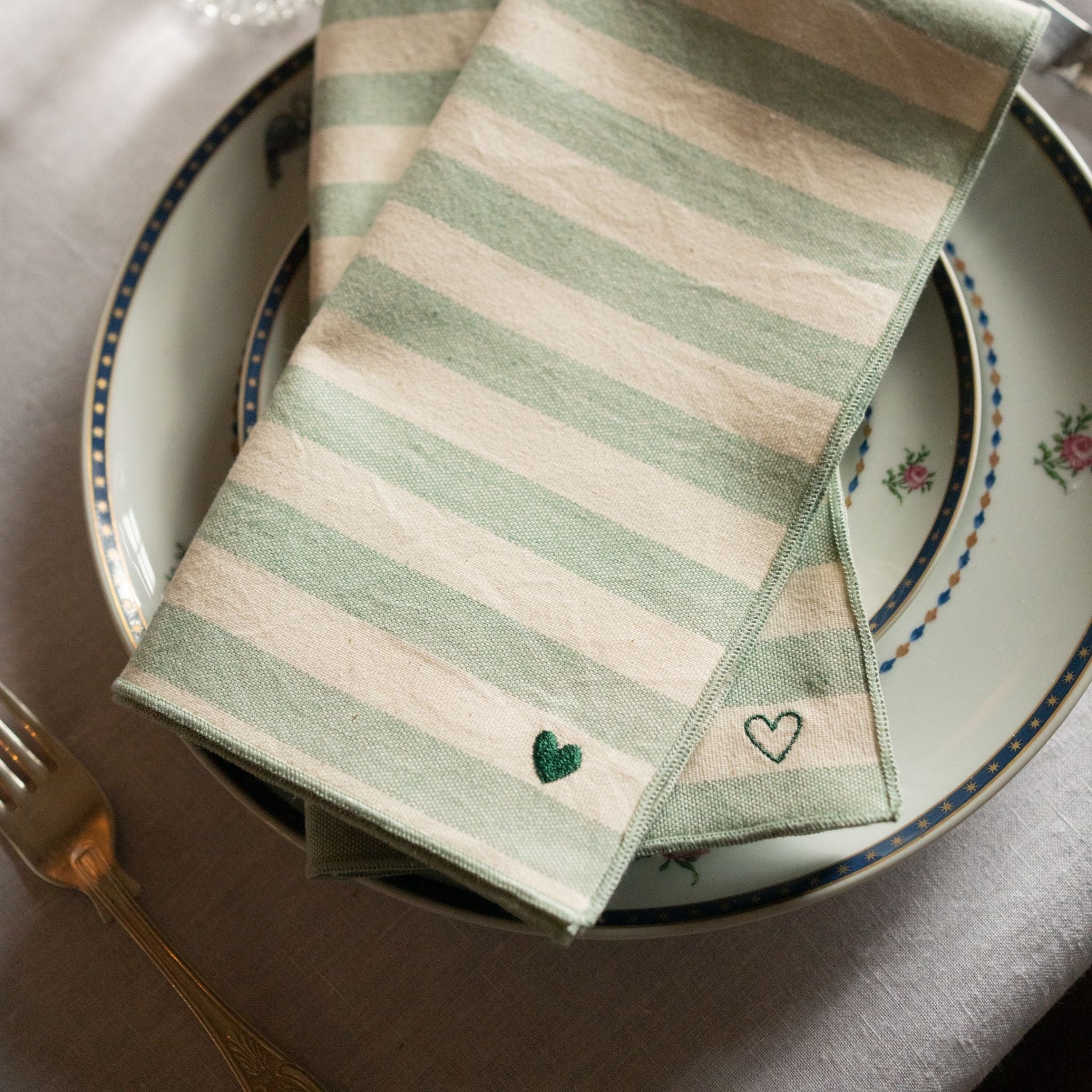Servilletas Barra con bordado de corazón