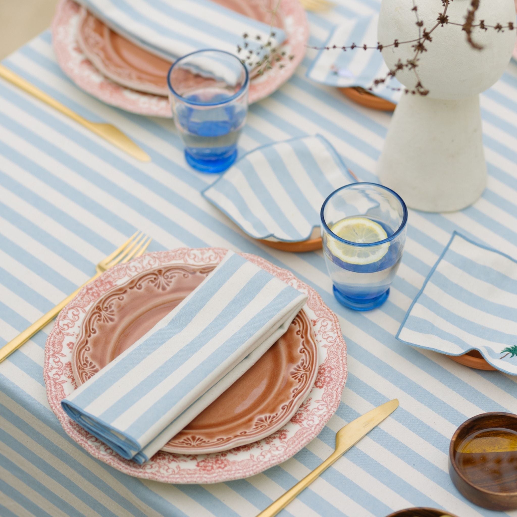 Barra Table Linen