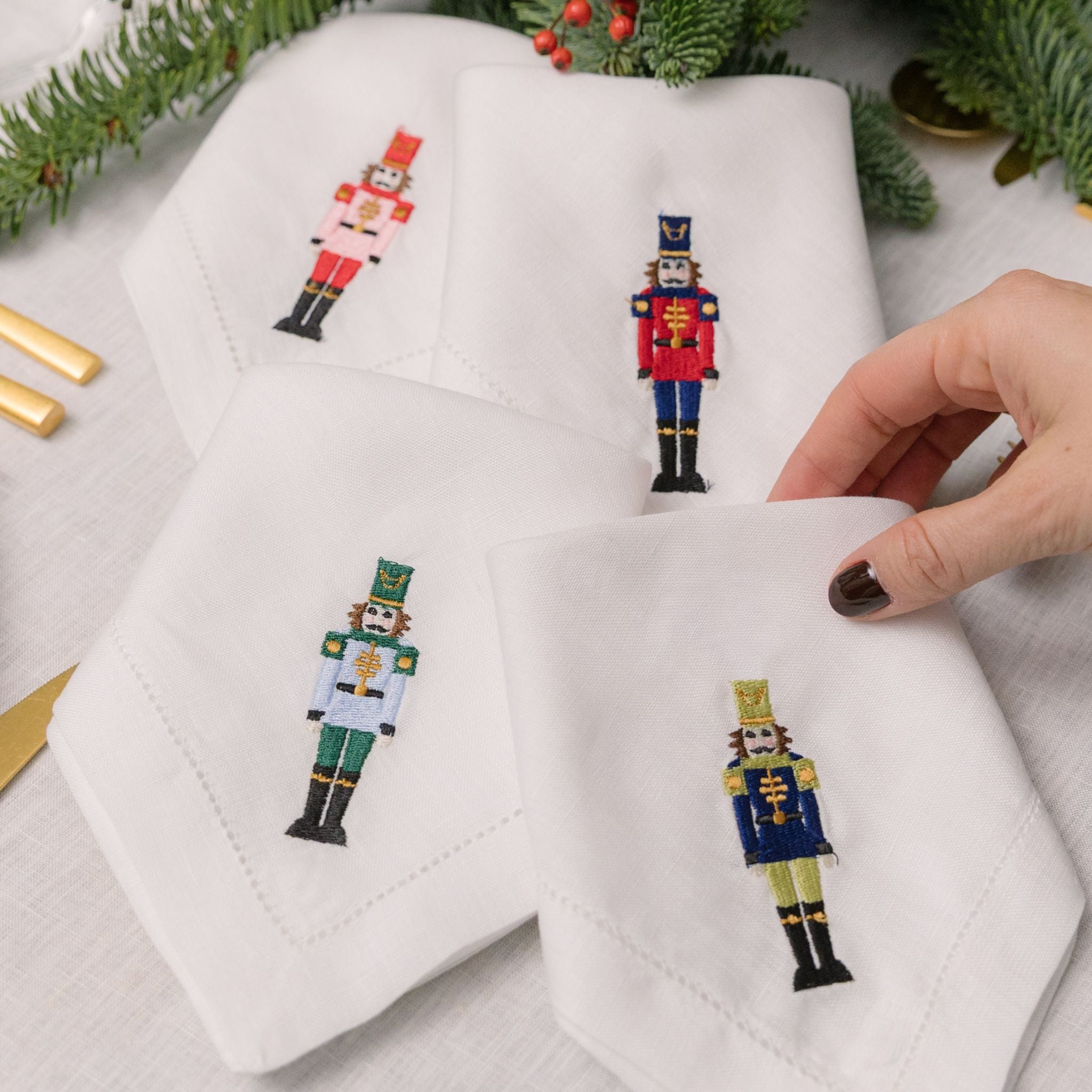 Mafra linen with Christmas embroidery