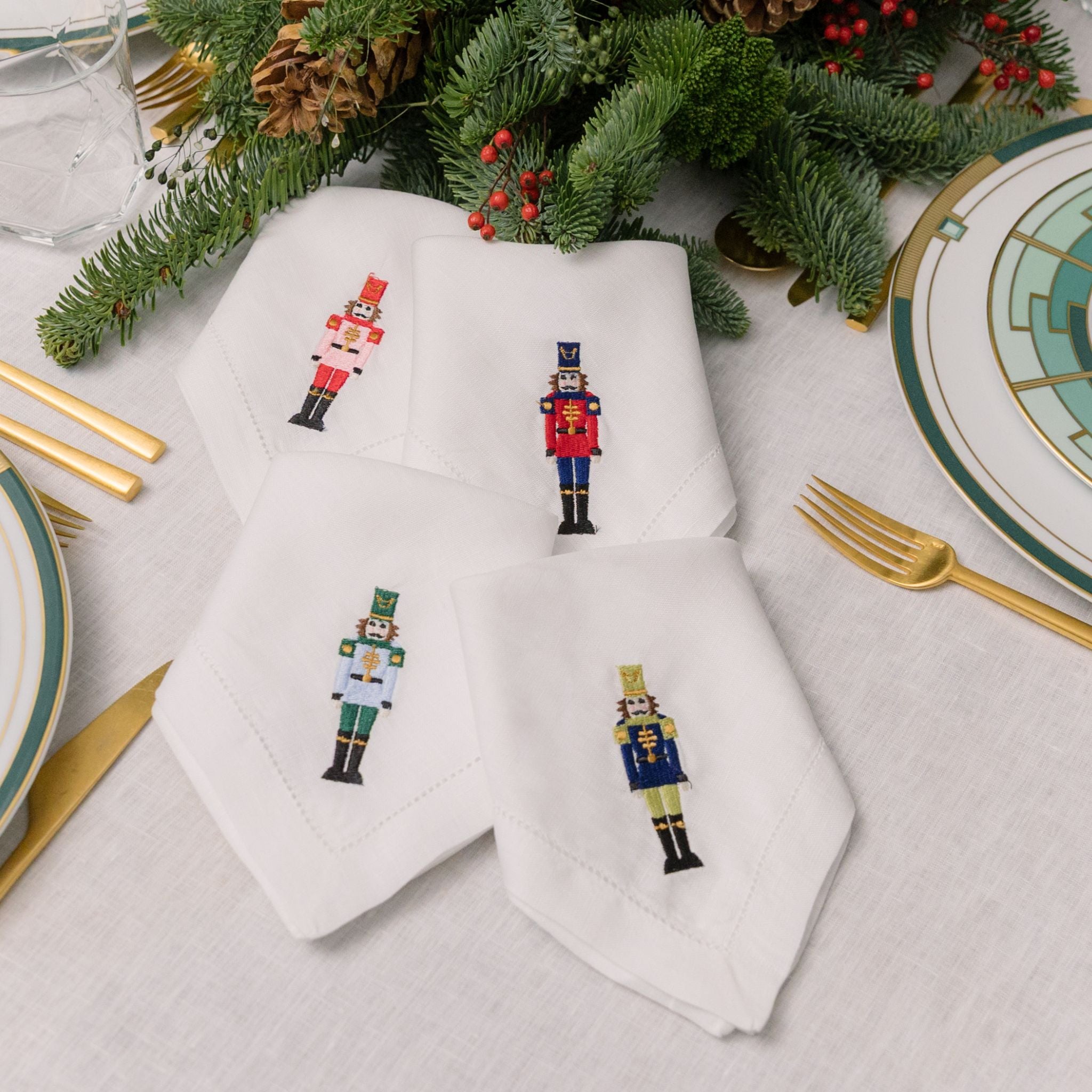 Mafra linen with Christmas embroidery