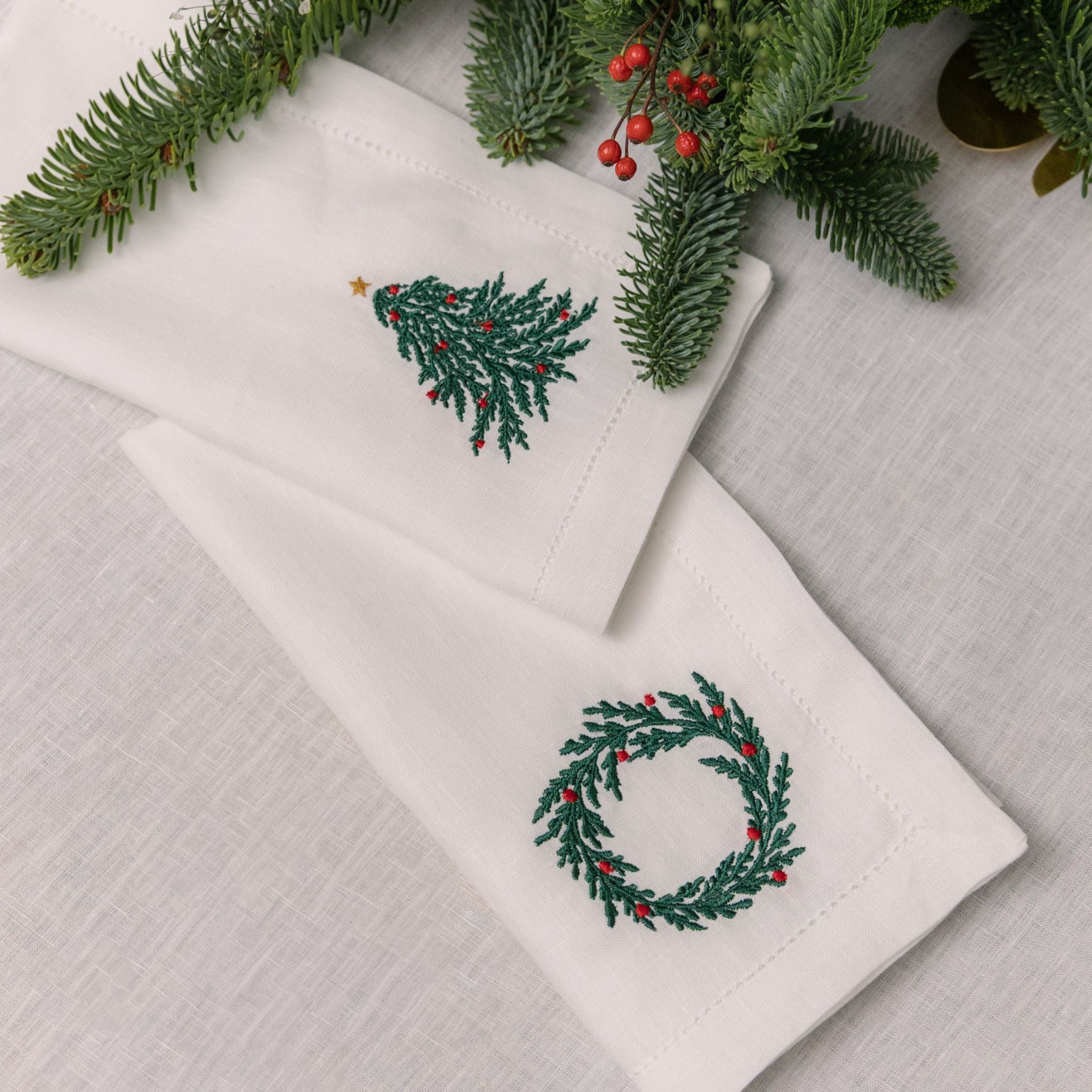 Mafra linen with Christmas embroidery