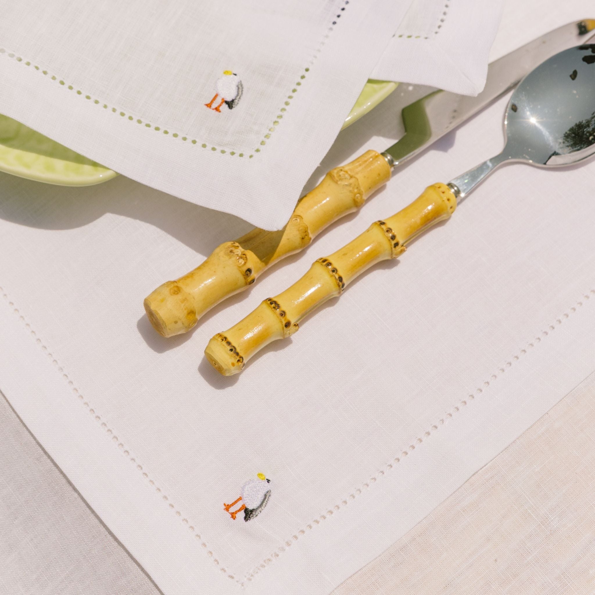 Guardanapo Mafra linho com bordado de Verão