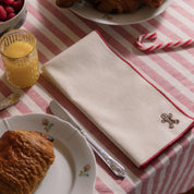White Nazaré napkins with christmas embroidery