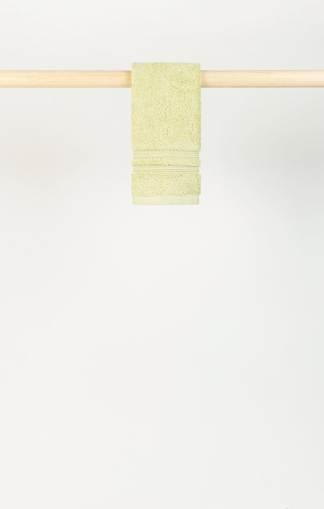 Yellow green Elegance - Torres Novas